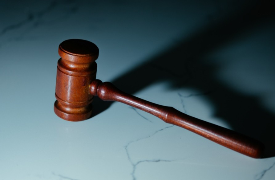 LEGAL HAMMER